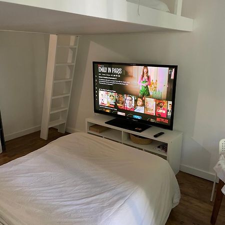 Appartement De Charme Pres Du Stade De France 생드니 외부 사진